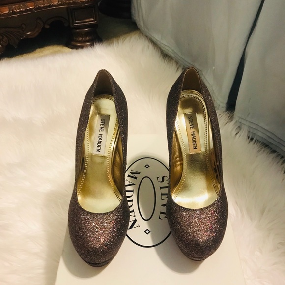 Jessica Simpson - Picture 3 of 5